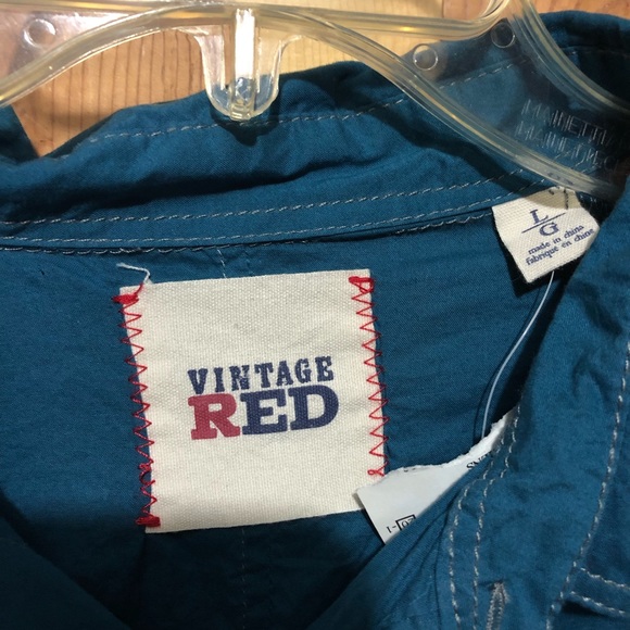 Vintage Red men’s long sleeve button shirt - Picture 3 of 3